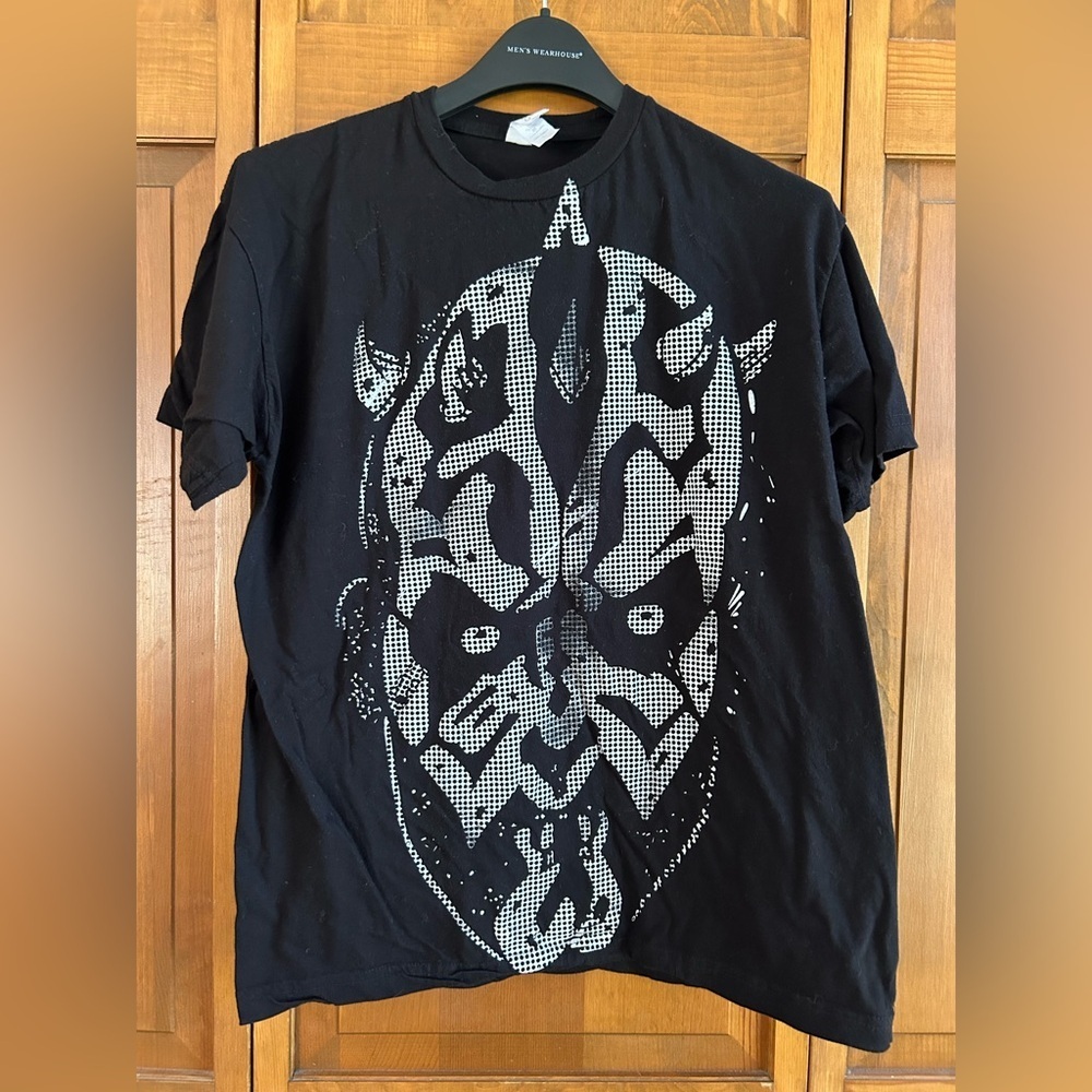 Star Wars Darth Maul men’s sz Large Black Graphic Tee with White Design
